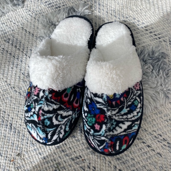 Vera Bradley slippers womens Medium 7/8 EUC - Picture 1 of 4